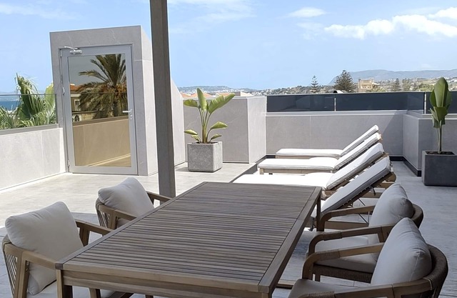 Summertime Signature Suites
