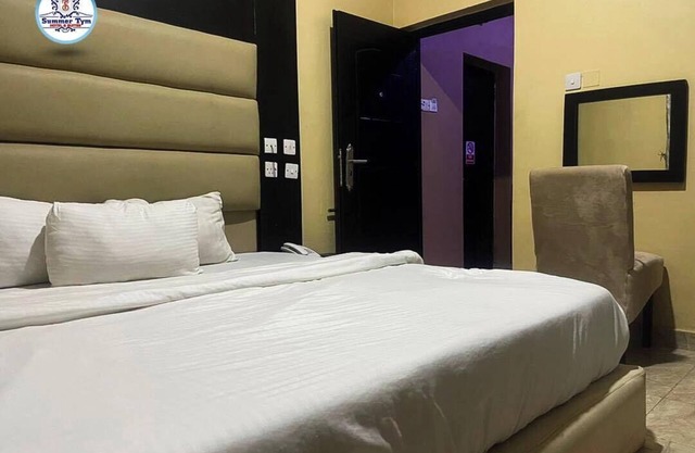 SummerTym Hotel & Suites