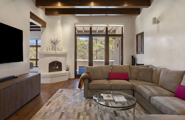 Summit House: 4bed+Closest to Ski SF+2min walk to 10K Waves