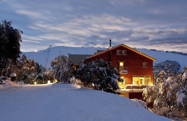 Summit Ridge Alpine Lodge