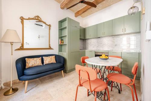 Sumptuous townhouse with roof terrace AGAL1-1