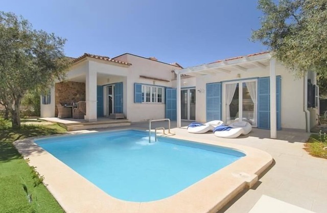 Sun and Sea House. Casa con piscina para 6 personas.