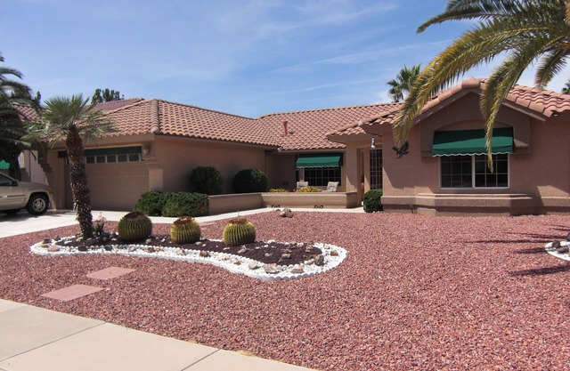Sun City West Southwest Style Ranch. Mascota amigable