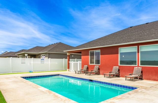 Sun, Pool, Golf, plus Your Private Arcade!