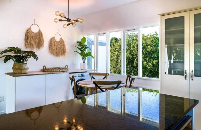 Sun Soaked Sea View Apartment | BBQ | Full Kitchen