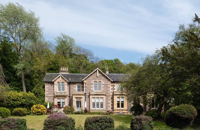 Sunbank House Hotel
