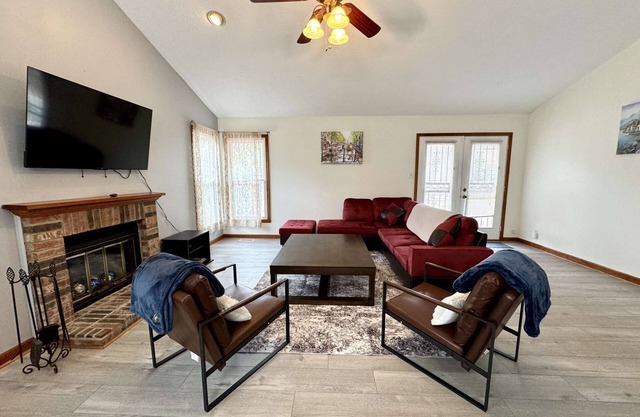 Sunblest Suite - A Pet Friendly Home!