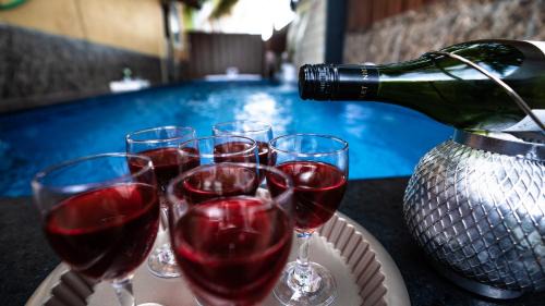 Sunbliss Villa, 3BHK Private Pool-Caretaker, WiFi