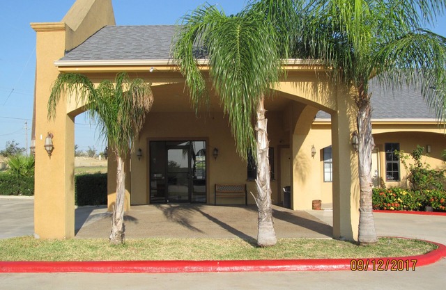 Sunbridge Inn & Suites