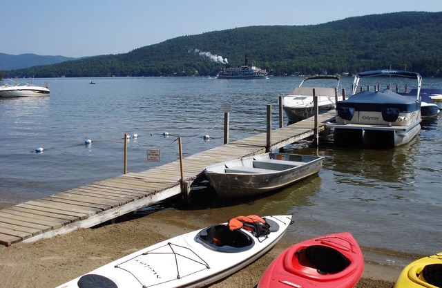 Sundowner on Lake George