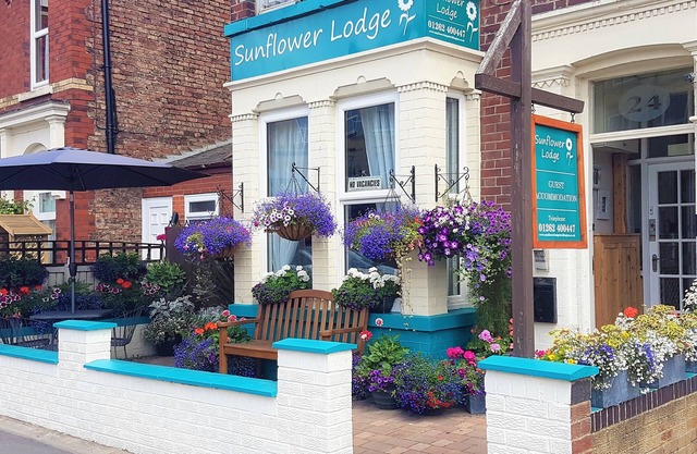 Sunflower Lodge