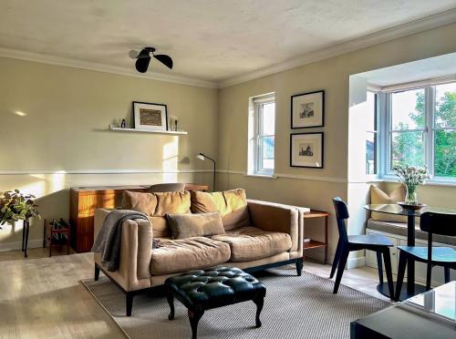 Sunny 2-Bed Flat, Garden View, Walthamstow