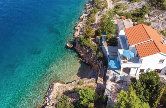 Sunny Beachfront Jablanac Apartments - Two Bedroom Apartment