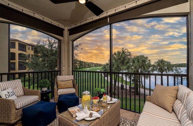 April Special-Better than a hotel! Resort Pools, Golf, Tennis, Dining, Beaches
