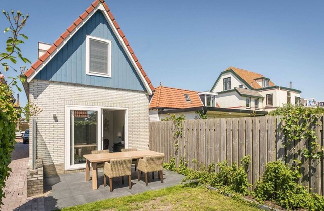 Bungalow soleado en el corazón de Texel