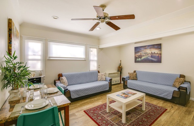 Sunny California Retreat Near Knott’s Berry Farm!