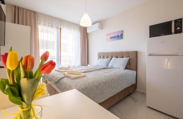 Sunny Dream Apartments