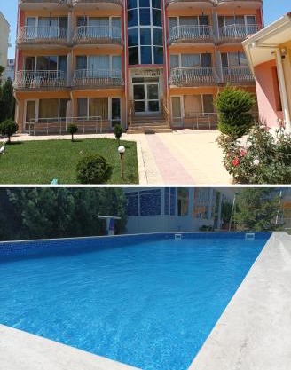 Sunny House Apartments & Pool