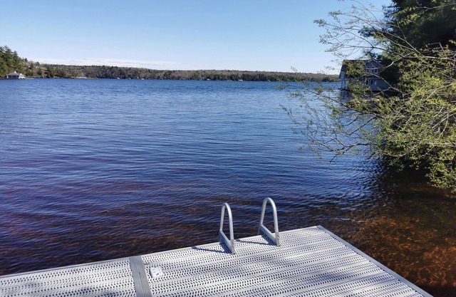 Sunny Lake Muskoka Waterfront Cottage