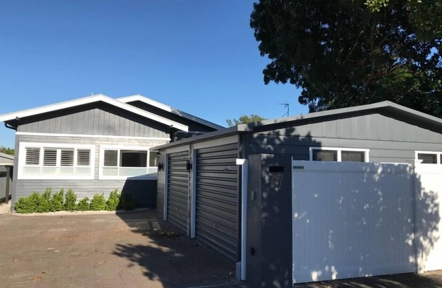 Soleado, relajante andamp; bungalow Napier totalmente amueblado