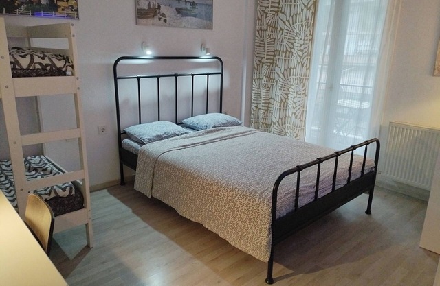 Old Town Family Apartment T8