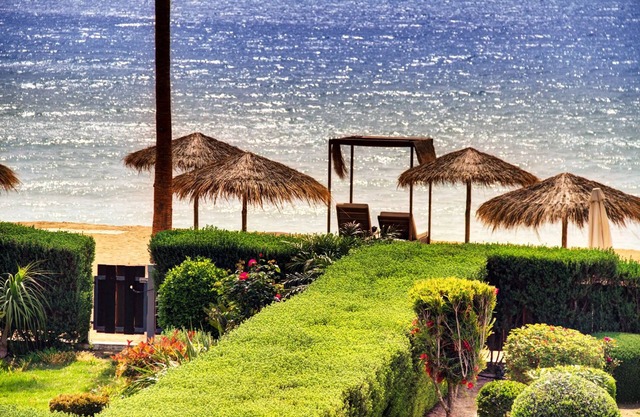 Sunny Serenity by the Sea: A Mediterranean Escape with Private Beachfront Villas