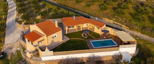 Sunny Villa Elia