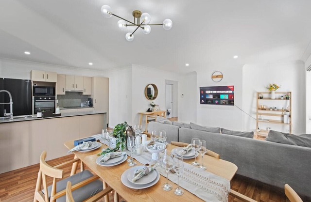 Sunnybank Hills Spacious 5BR Home for Families