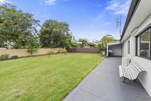 SunnyDaze in the Heart of Ulladulla