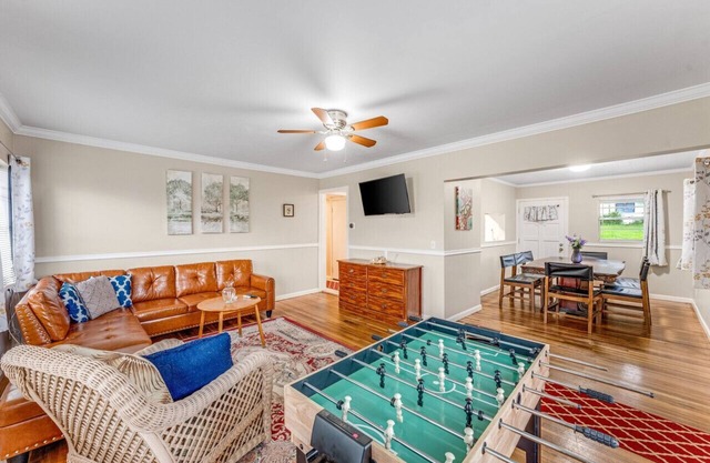 Sunnyside Bay · Pet friendly Sunnyside Bay