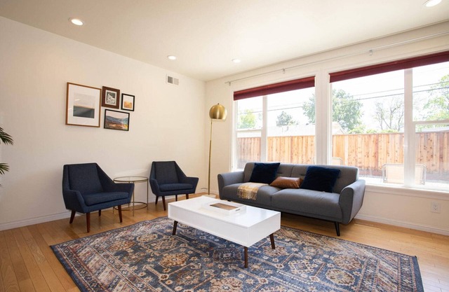 Sunnyvale 3BR w/ Backyard, nr Nature & Entertainment, by Blueground