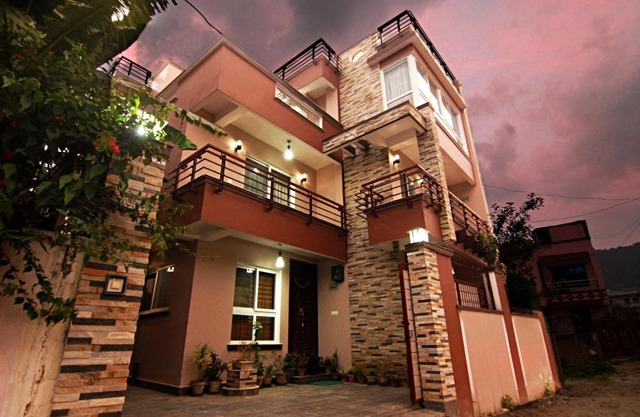 Sunrise Apartment