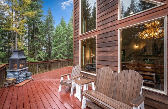 Sunrise Circle | Private Home | Ideal for Couples & Families | Close to Town