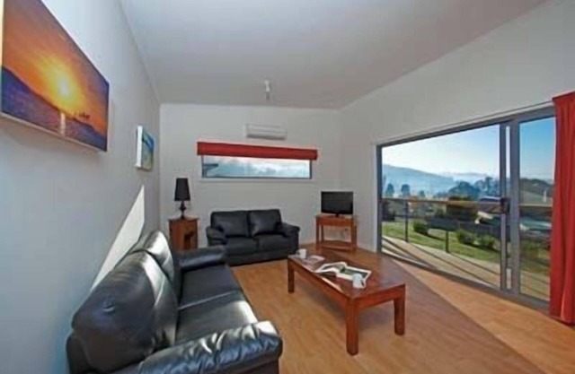 Sunrise Cottage, Huon Valley