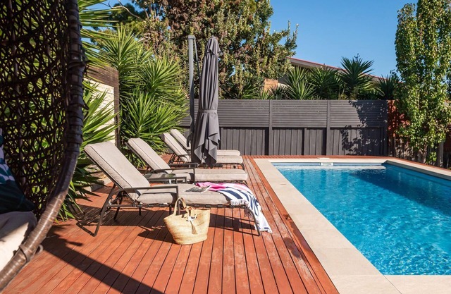 Sunrise Oasis | Luxe Pool, Spa & Cinema