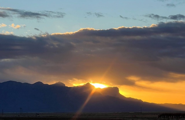 Sunrise Ridge Retreat 3-Bedroom 2-Bath Peaceful Home - WiFi - Guadalupe Mtn View