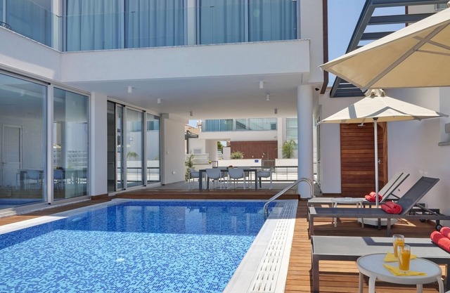 Sunrise Seaview Villas