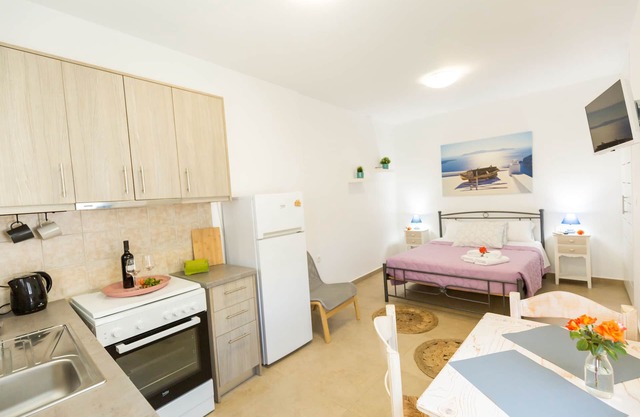 Sunrise Studio Santorini