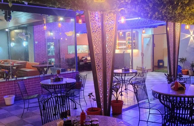 Sunroof Hotel & Rooftop Kitchen