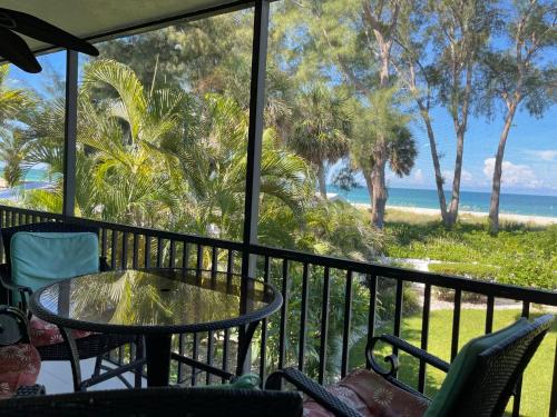 Sunset Beach 101 Beach Front Unit