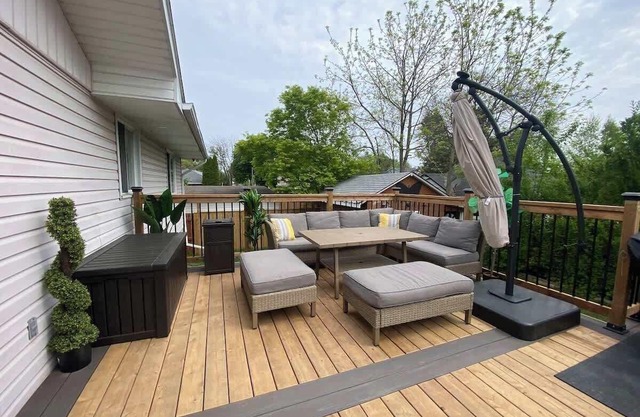 Sunset Beach House - Remodeled - 1 block to beach