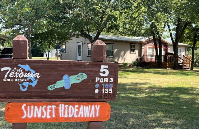 Sunset Hideaway- Washita Point- 2 miles from Alberta Creek Marina on Lake Texoma