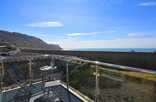 SUNSET LODGE, family friendly in Fortuneswell