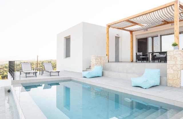 Sunset Luxury Villa