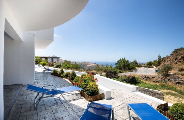 Sunset Maisonette 3