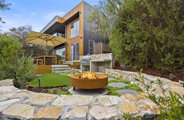 Sunset on Moonah, Fingal - Set on picturesque Moonah Links estate with stunning views to Arthur's Seat