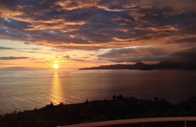 SUNSET RESIDENCE - Suite Penthouse de lujo con vistas al mar