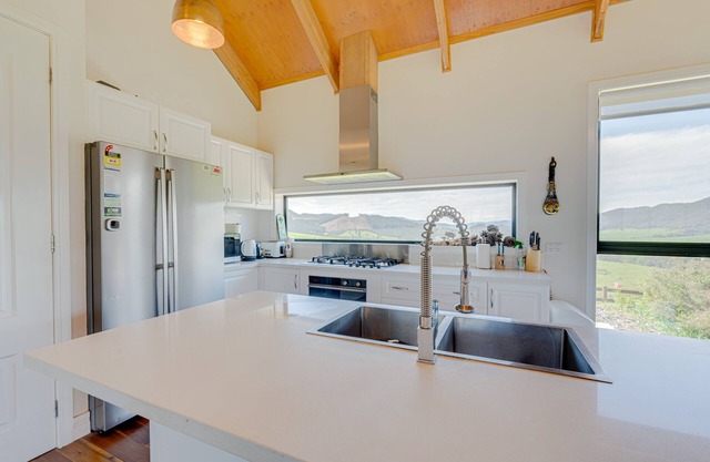 Sunset Ridge - Stunning 360 degree views