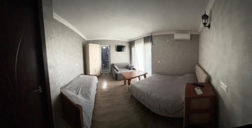 SunSet room 2 -on the third floor with a sea view
