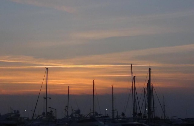 Sunset Sea View Apartment